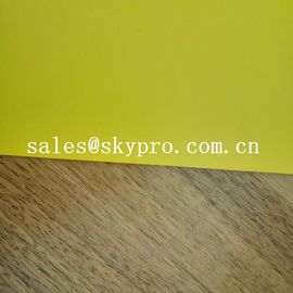 Finamente folhas plásticas coloridas super lustrosas 0.3mm e de Matt do produto do PVC para o revestimento da mobília