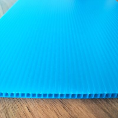 Folha oca de plástico antiestático e folha de plástico dupla corrugada de PP.