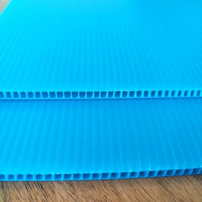Folha oca de plástico antiestático e folha de plástico dupla corrugada de PP.