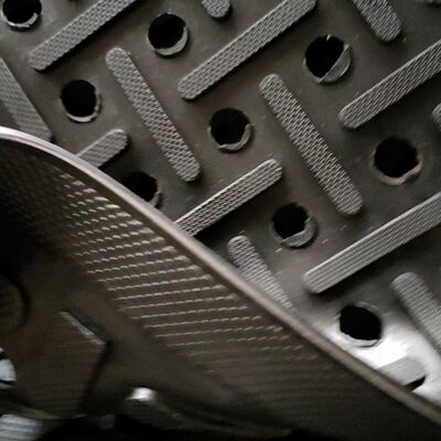 Venda em fábrica de tapetes de borracha anti-fadiga para cavalos/vacas/vacas leiteiras com furos