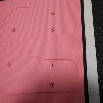 Fábrica por atacado Colorido EVA Slipper Slipper Sandais de célula fechada Sola externa com só de espuma macia Produtos de borracha